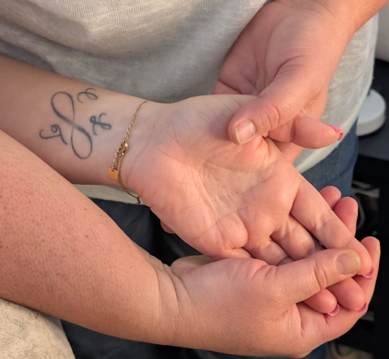 Massage des mains — Synergie Naturelle